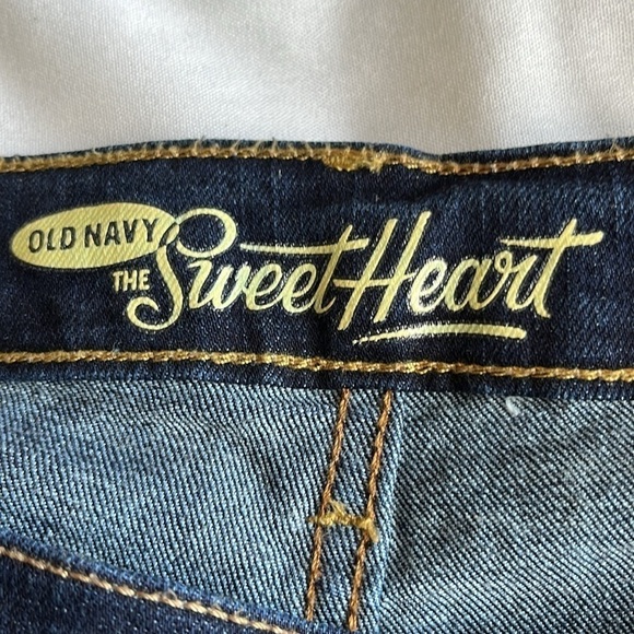 Old Navy SweetHeart Jeans - Picture 7 of 8